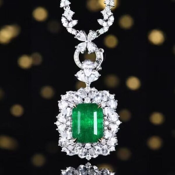 微信图片_20250513170310 SGARIT OEM Design Custom Fine Jewelry GUILD 18k Gold 6.05ct Emerald Cut Natural Emerald Ring with Diamonds Jewellery for Women