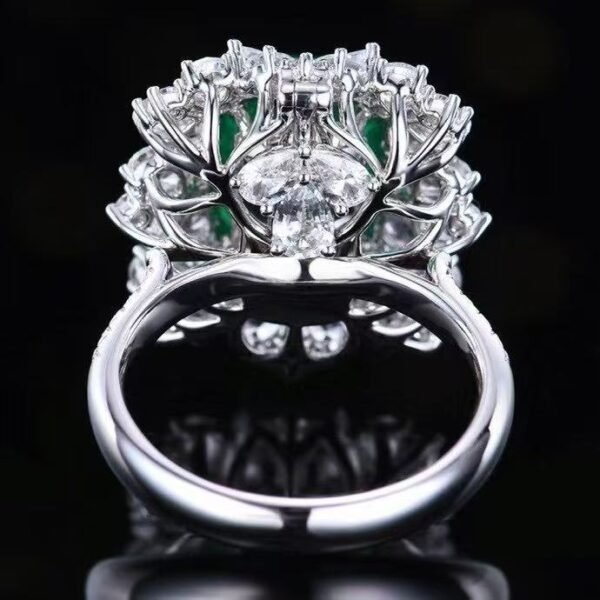 微信图片_20250513170315 SGARIT OEM Design Custom Fine Jewelry GUILD 18k Gold 6.05ct Emerald Cut Natural Emerald Ring with Diamonds Jewellery for Women