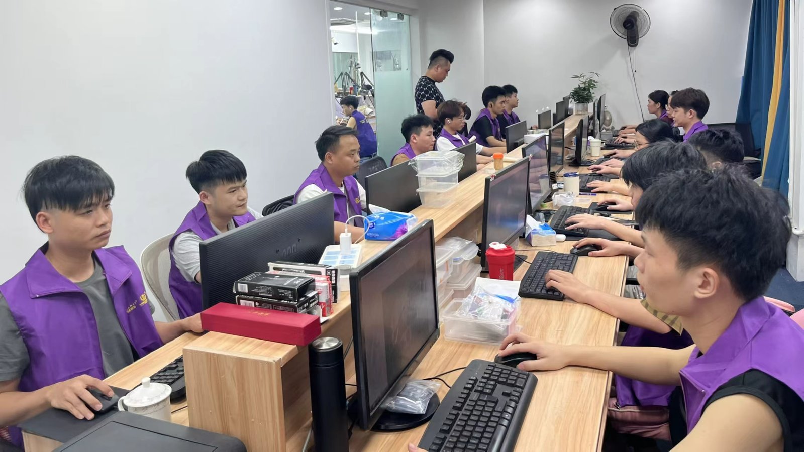 SGARIT sales and support team